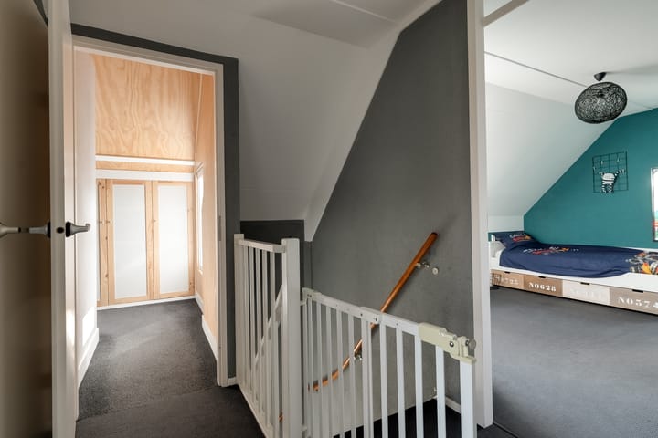 Photo 22 of Aurora 74