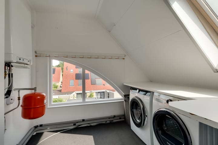 Photo 49 of Aurora 74