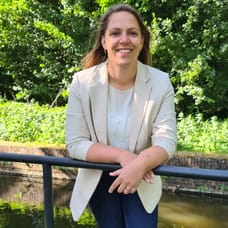 Sanne Meerbeek - Commercieel Medewerker