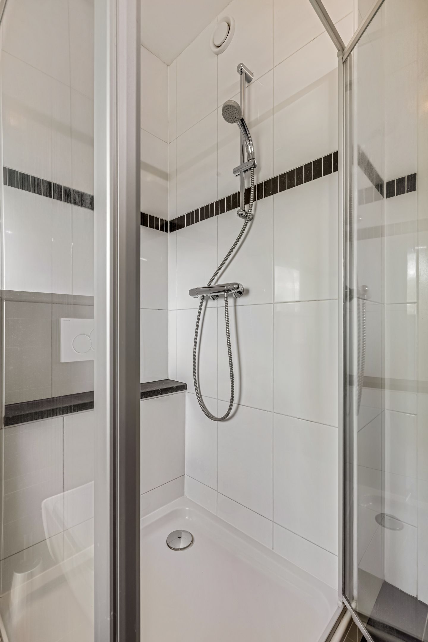 Foto 24 van Ambon 26