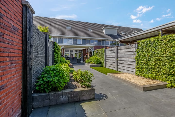 Foto 32 van Ambon 26