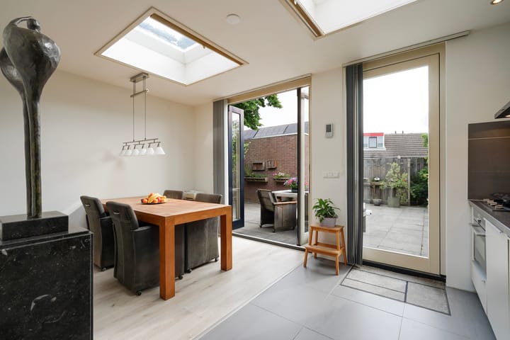 Foto 15 van Johan Huizingastraat 19