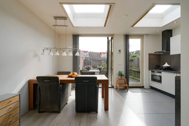 Foto 24 van Johan Huizingastraat 19