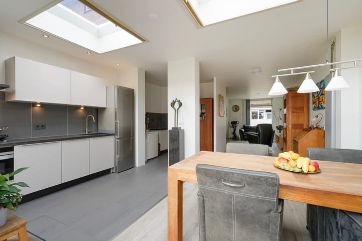 Foto 26 van Johan Huizingastraat 19