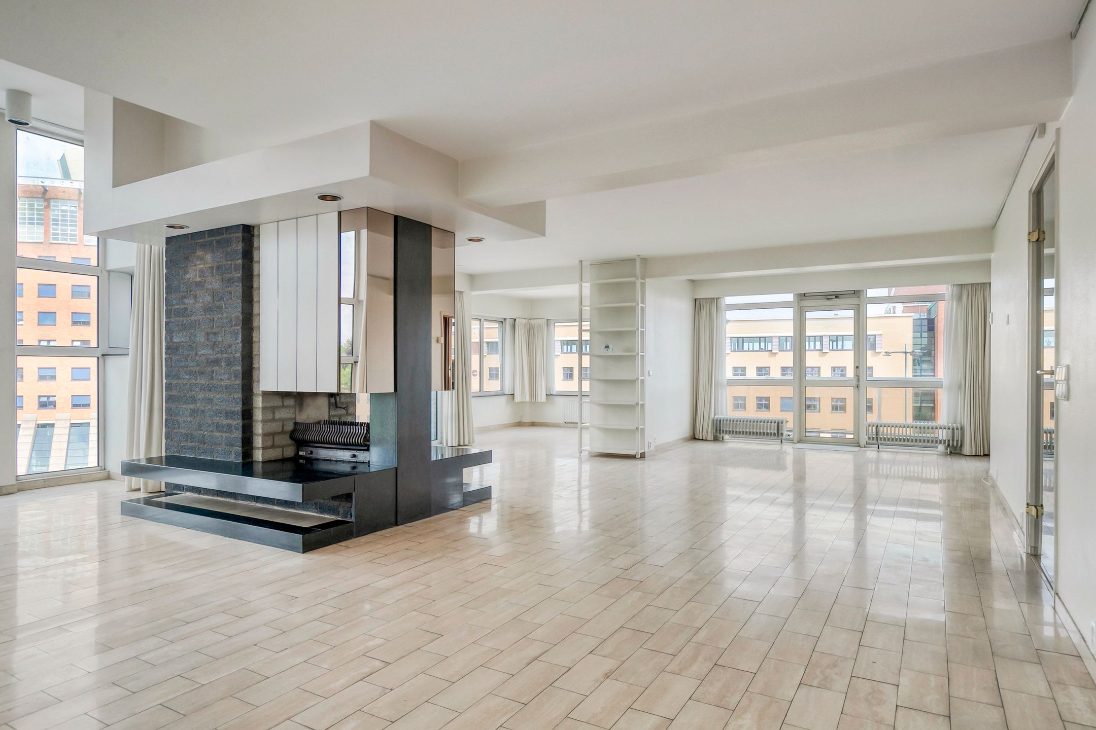 Foto 3 van Stationsplein 46