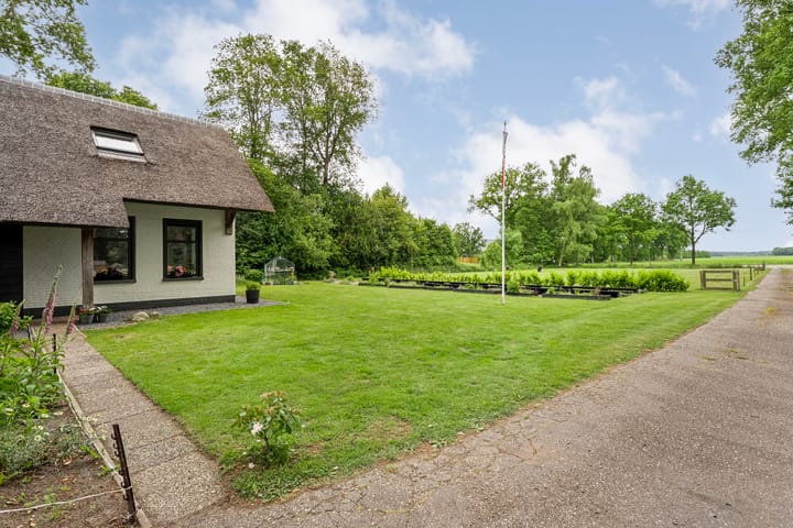 Photo 14 of Midden 119