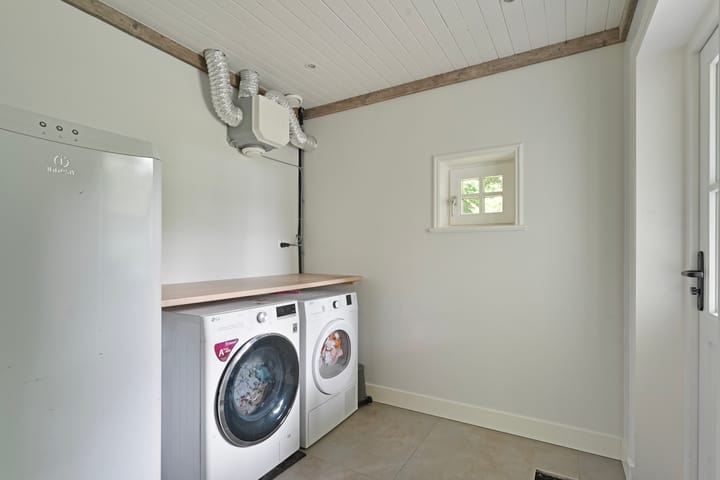 Photo 38 of Midden 119