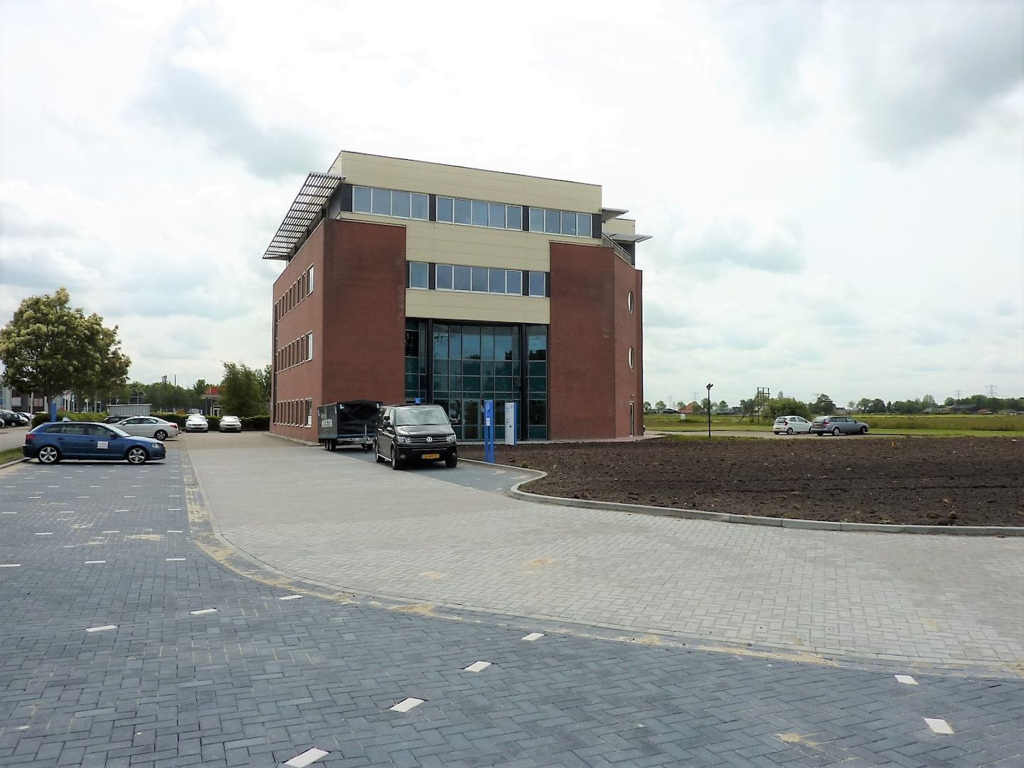Bekijk foto 4 van Businesspark Friesland-West 41