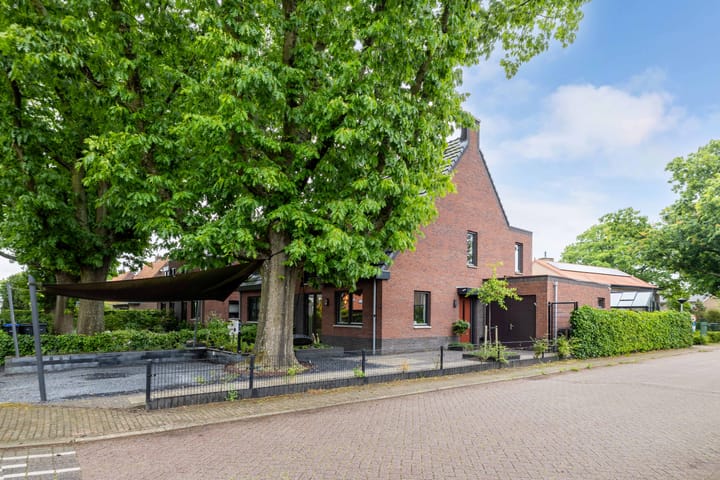 Photo 42 of Zuiderweg 11-A