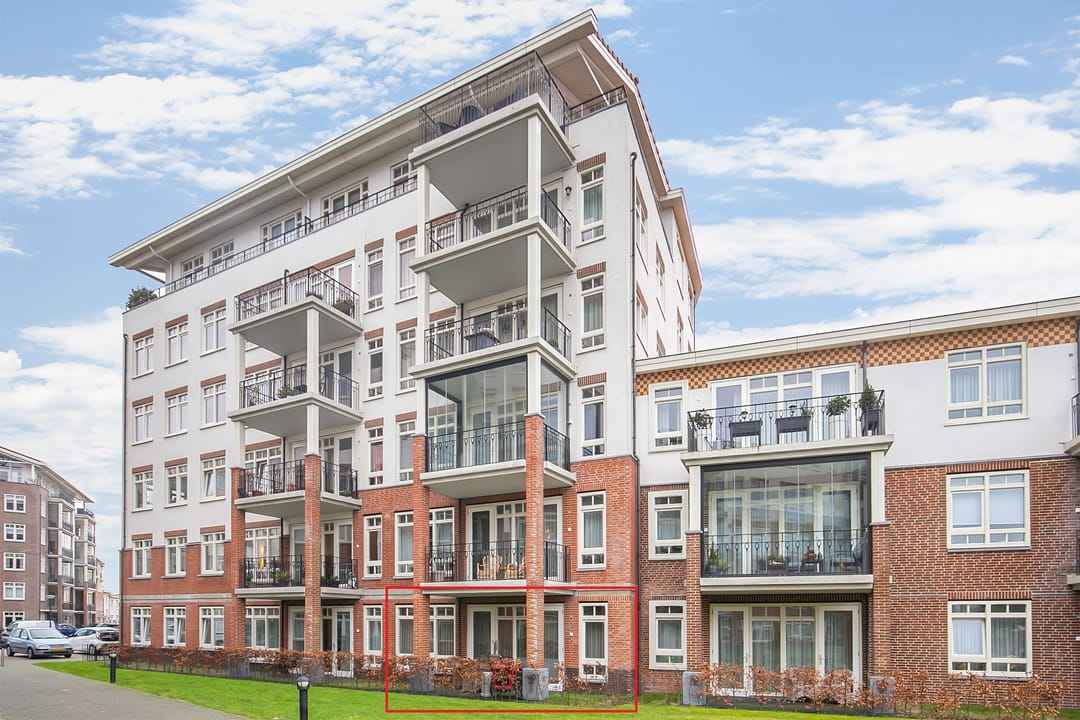 Foto 1 van De Klok 407