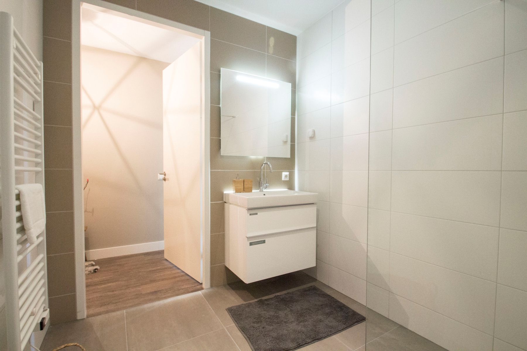 Photo 6 of De Klok 407