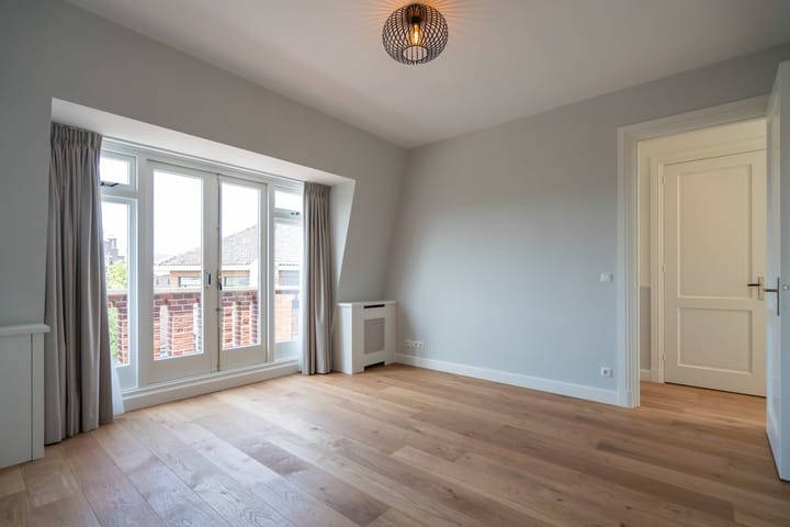 Foto 33 van Frederik Hendriklaan 40