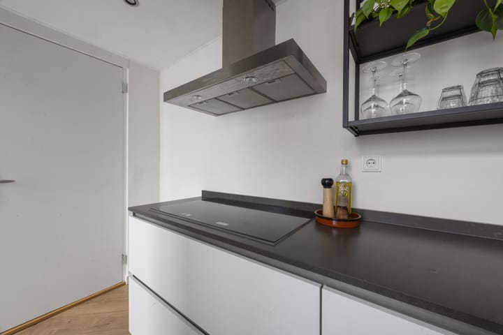 Foto 10 van Bilderdijkstraat 15