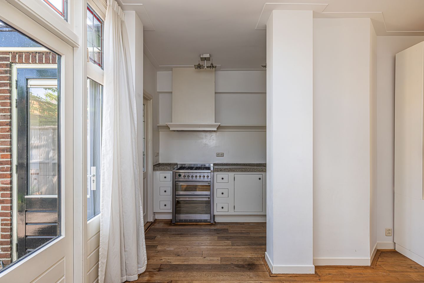 Foto 19 van Melchior Treublaan 29