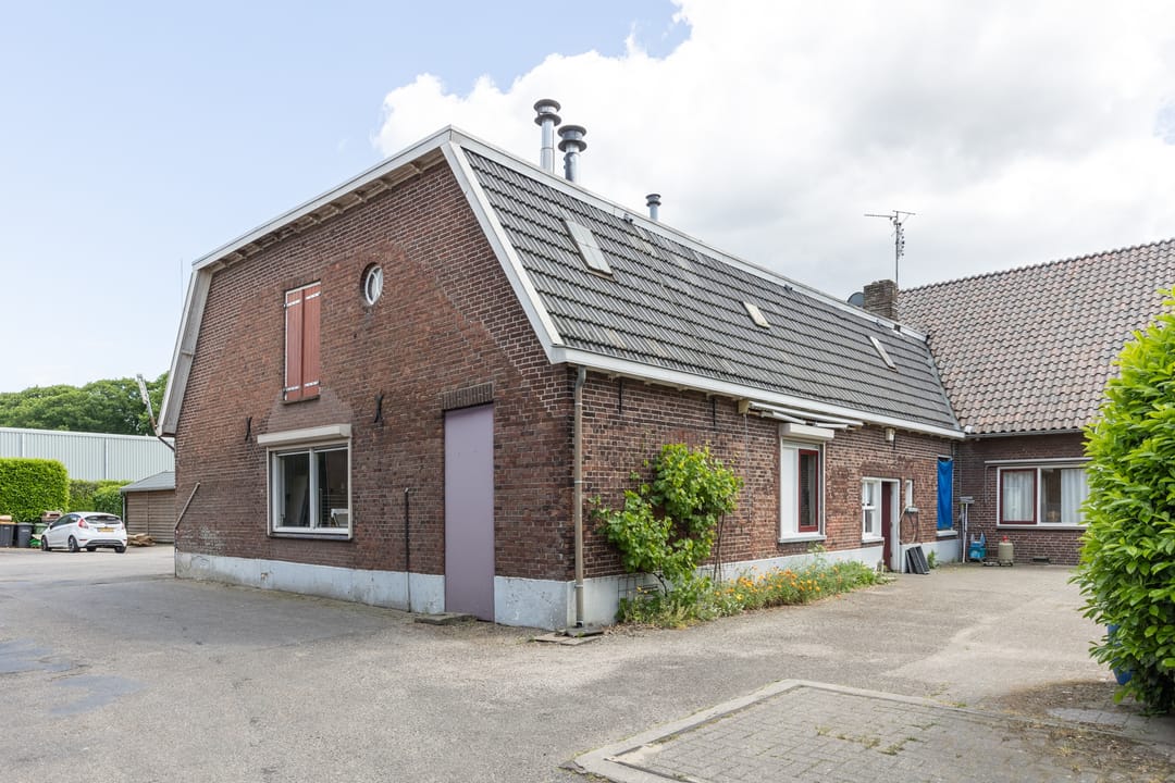 Foto 13 van Dinxperlosestraatweg 110