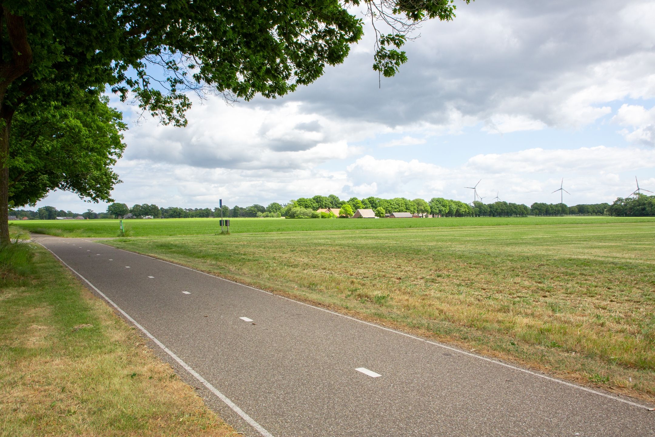 Foto 48 van Dinxperlosestraatweg 110