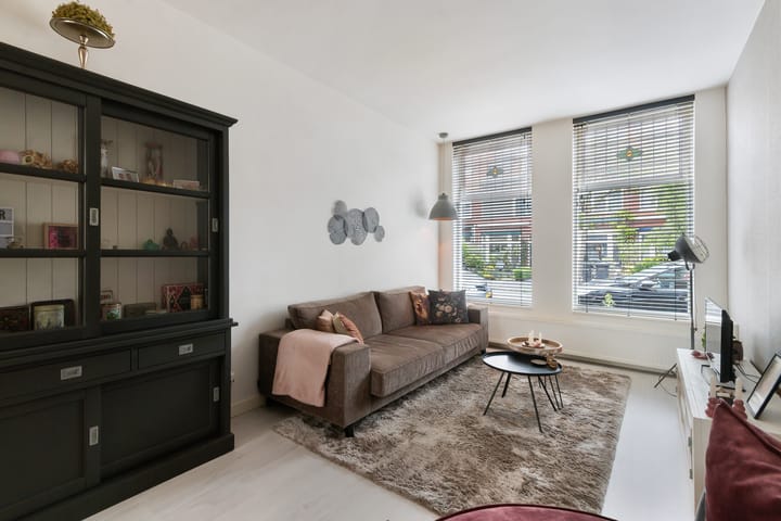 Foto 11 van Hooftstraat 40