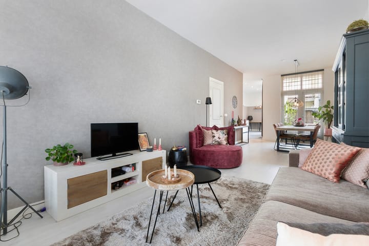 Foto 13 van Hooftstraat 40