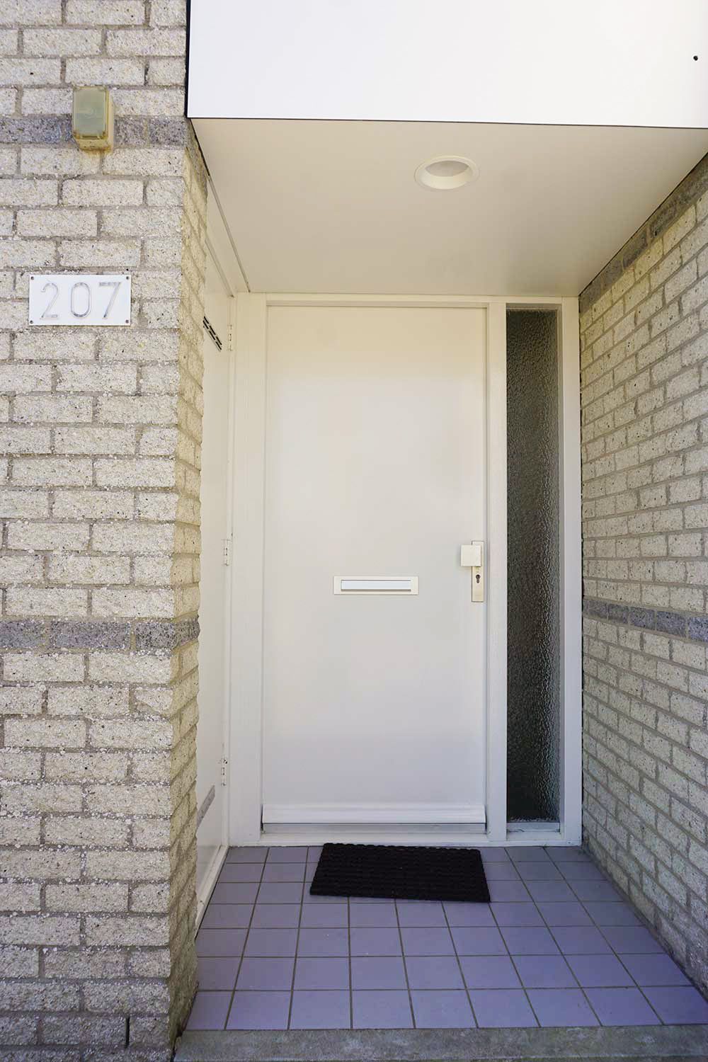 Photo 2 of Ooghduyne 207