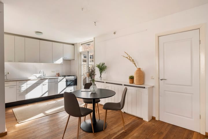 Foto 9 van Duikerstraat 4