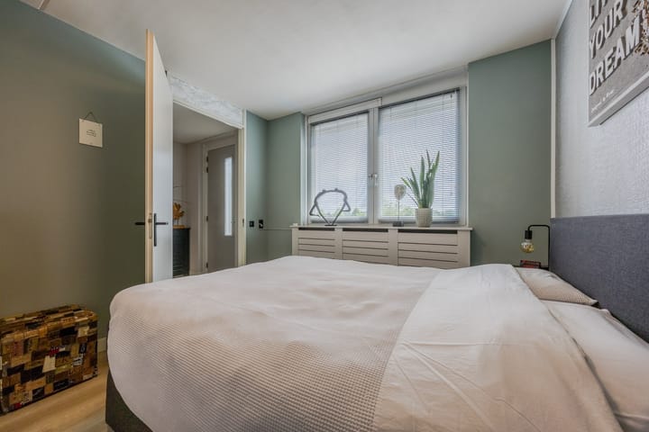 Photo 10 of Sluisstraat 90