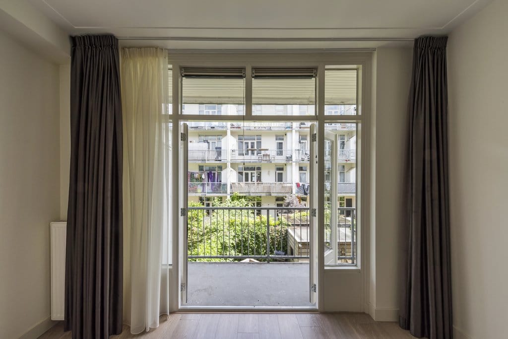 Foto 14 van Van Spilbergenstraat 130-1