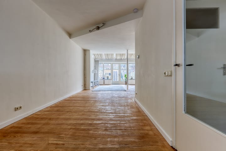 Photo 4 of Meloenstraat 53