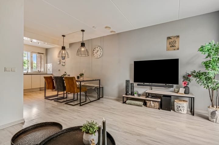 Foto 8 van Leliestraat 7