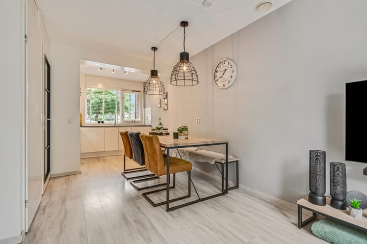 Foto 10 van Leliestraat 7