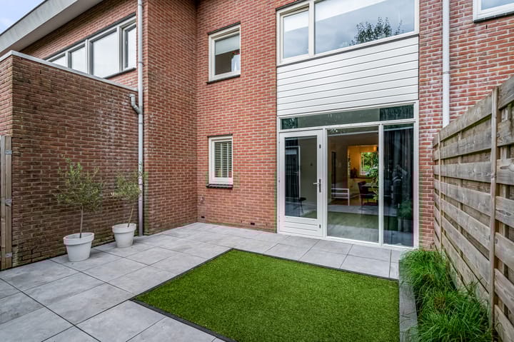 Foto 36 van Leliestraat 7