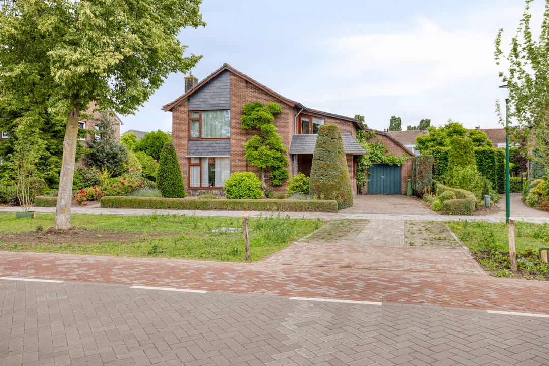 Foto 1 van Edmundus van Dintherstraat 15