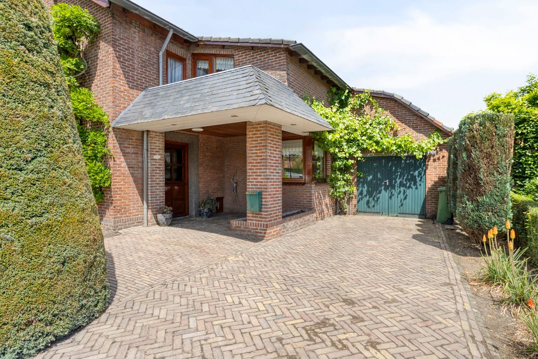 Foto 43 van Edmundus van Dintherstraat 15