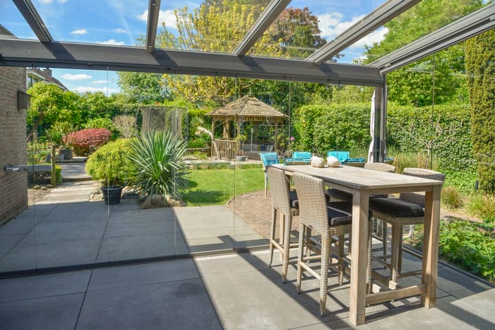 Foto 10 van van Straelenlaan 6-A