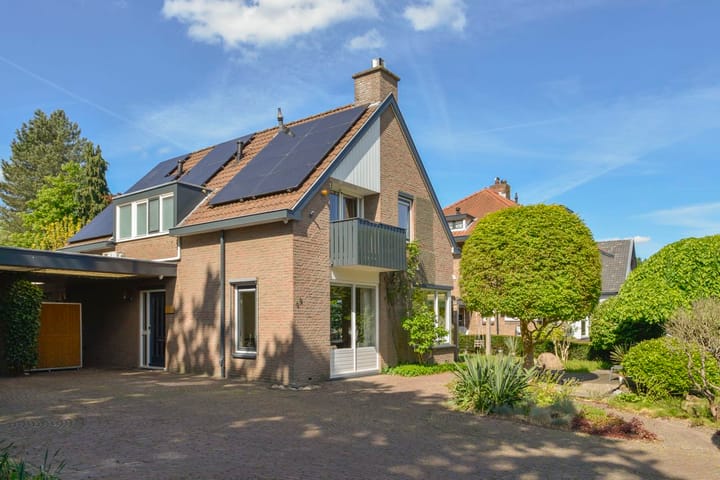 Foto 14 van van Straelenlaan 6-A