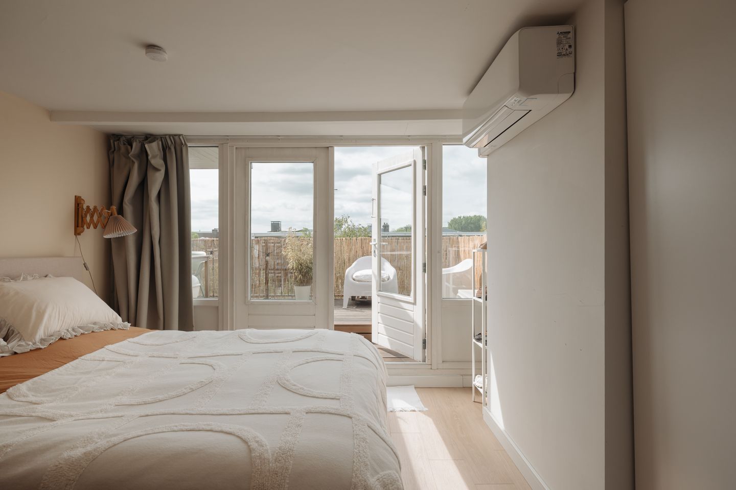 Foto 19 van Uiterwaardenstraat 48-3