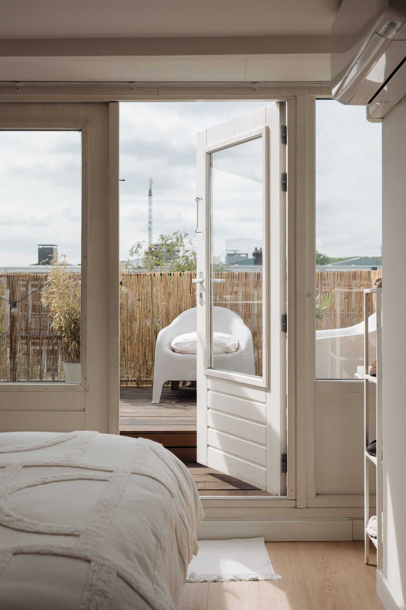 Foto 21 van Uiterwaardenstraat 48-3