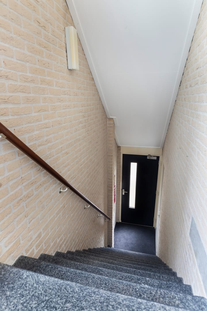 Photo 20 of Prins Willem Alexanderstraat 17