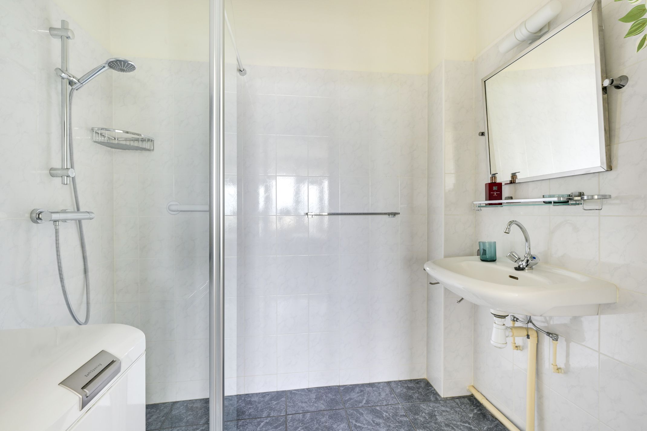 Foto 21 van Beneluxlaan 130