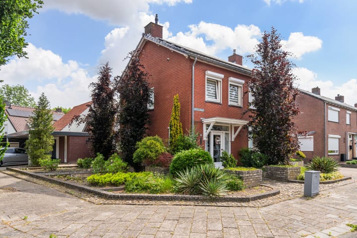 Bekijk foto van Bertestraat 22