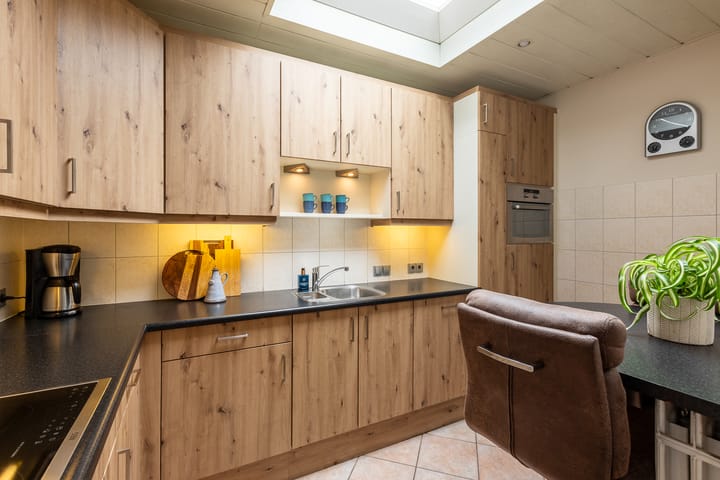 Photo 13 of Irenelaan 2-B