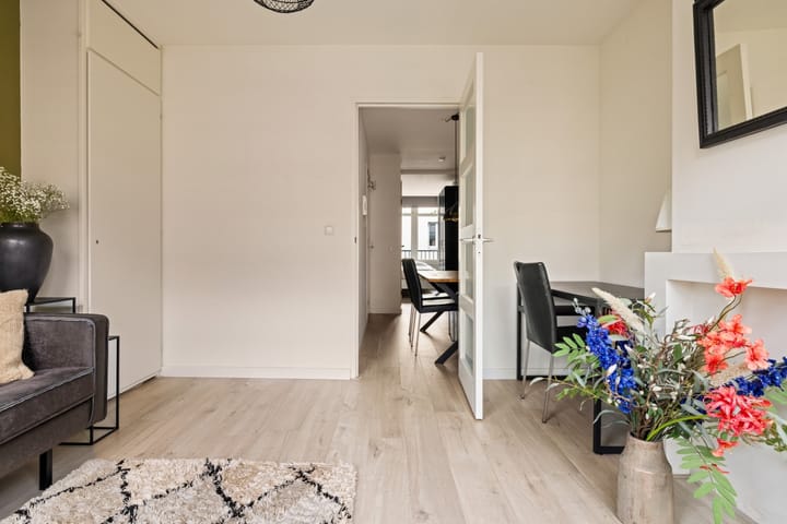 Foto 6 van Van Hogendorpstraat 137-2