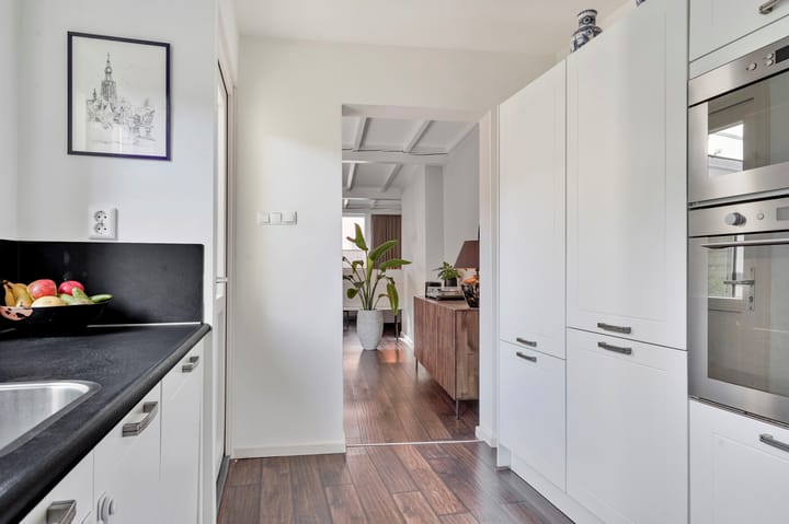 Photo 13 of Bisschop Zwijsenstraat 112