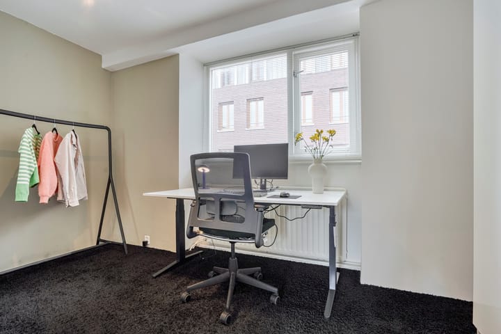 Photo 31 of Bisschop Zwijsenstraat 112