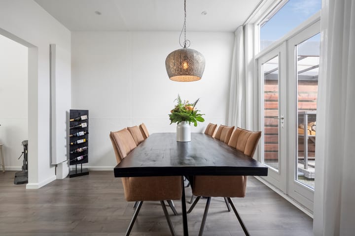 Foto 10 van Meeuwenstraat 17