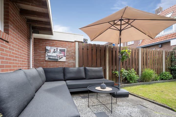 Foto 23 van Meeuwenstraat 17