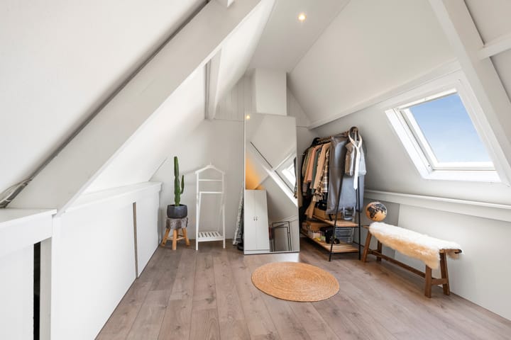 Foto 38 van Meeuwenstraat 17