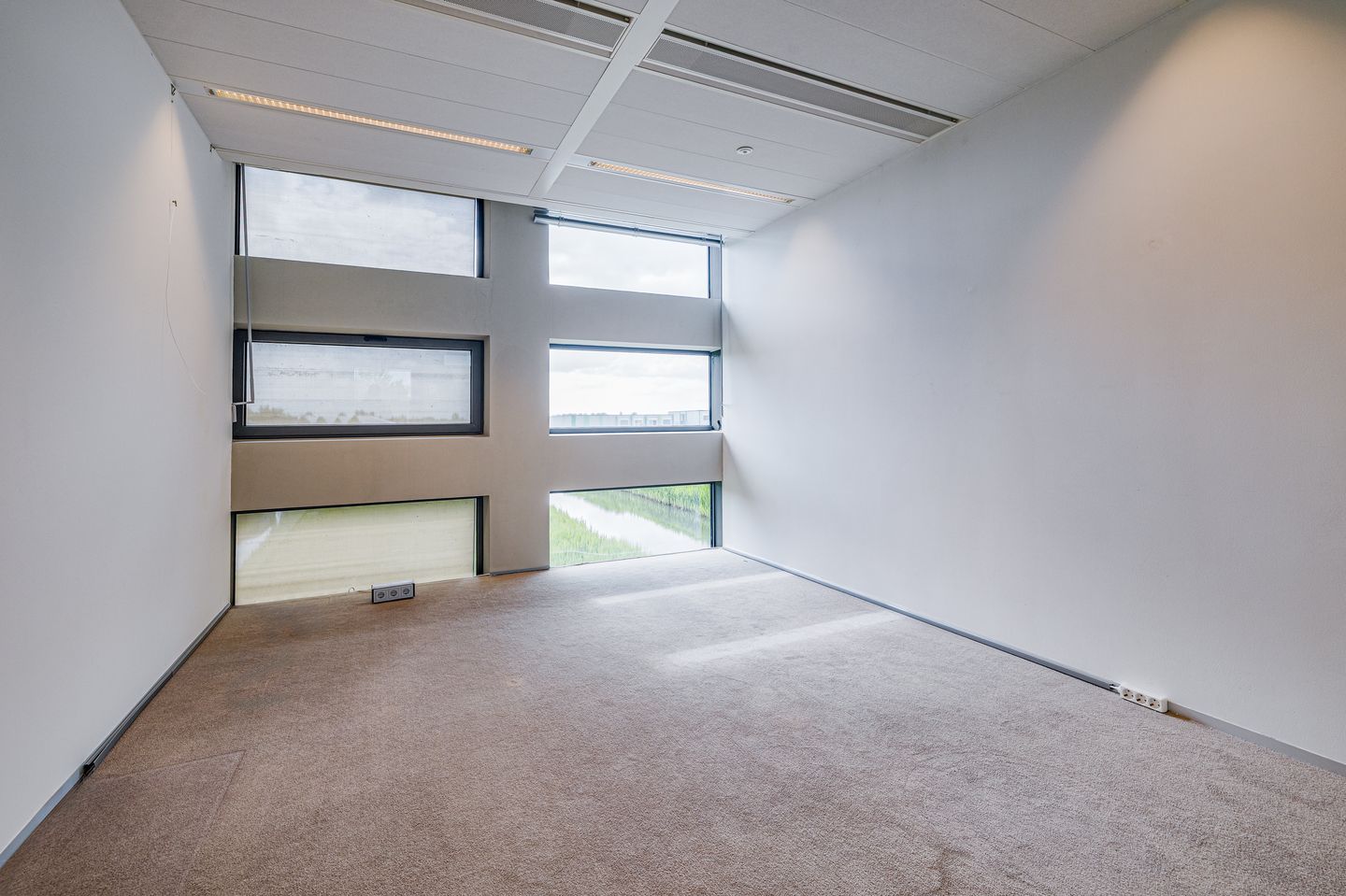 Bekijk foto 2 van Tobias Asserlaan 3