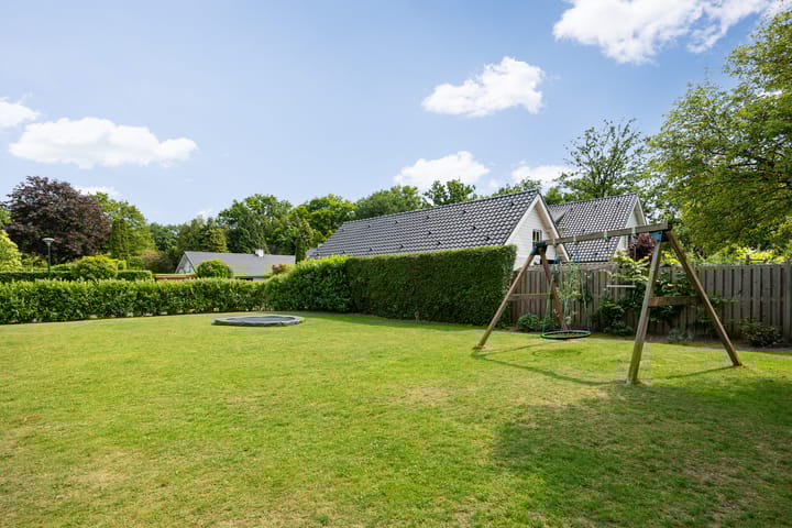 Foto 3 van Abelenlaan 1