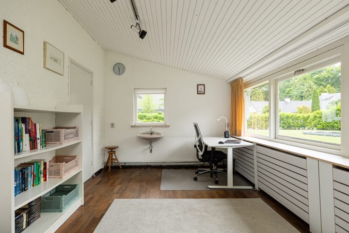 Foto 16 van Abelenlaan 1