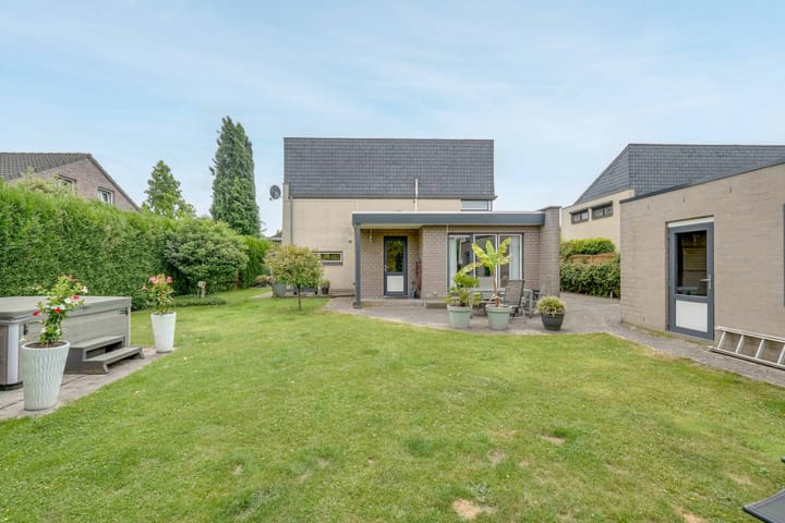 Foto 24 van L. Pasteurstraat 42 3620 Lanaken